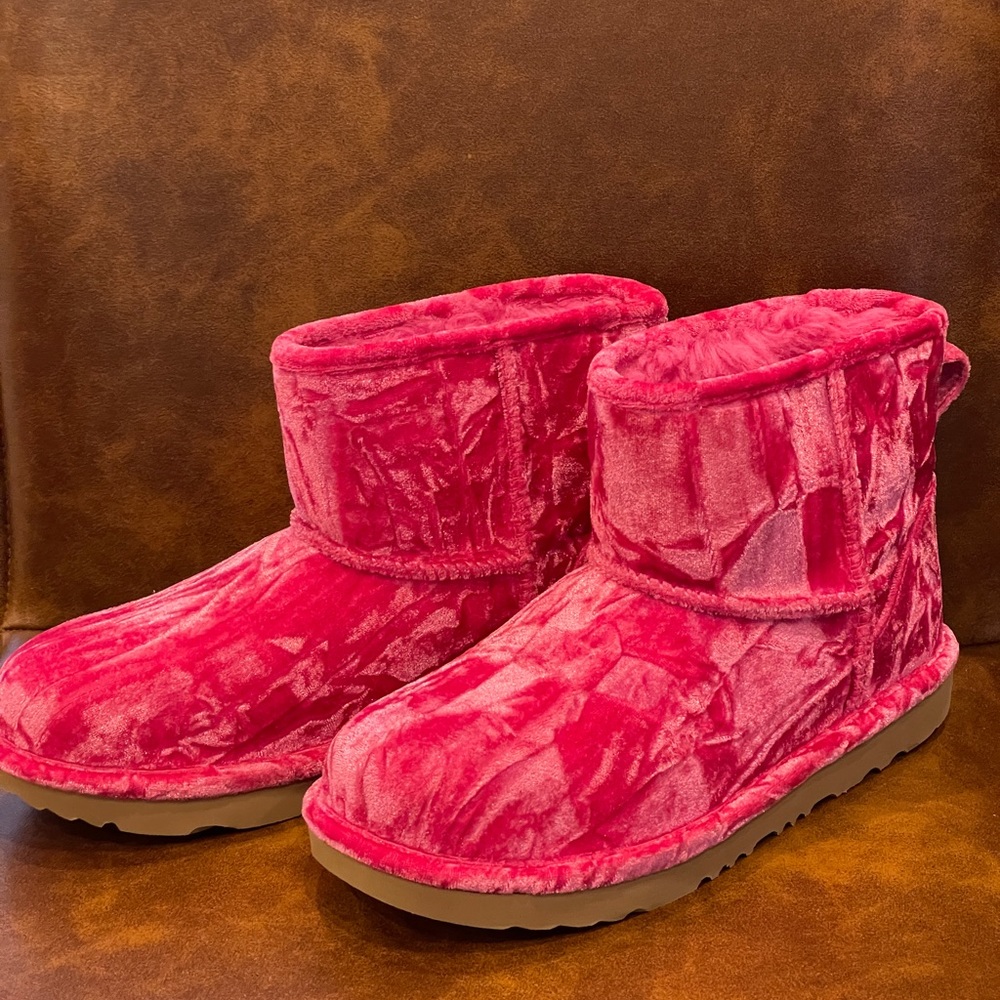 Ugg Classic Platform Boot Pink Velvet